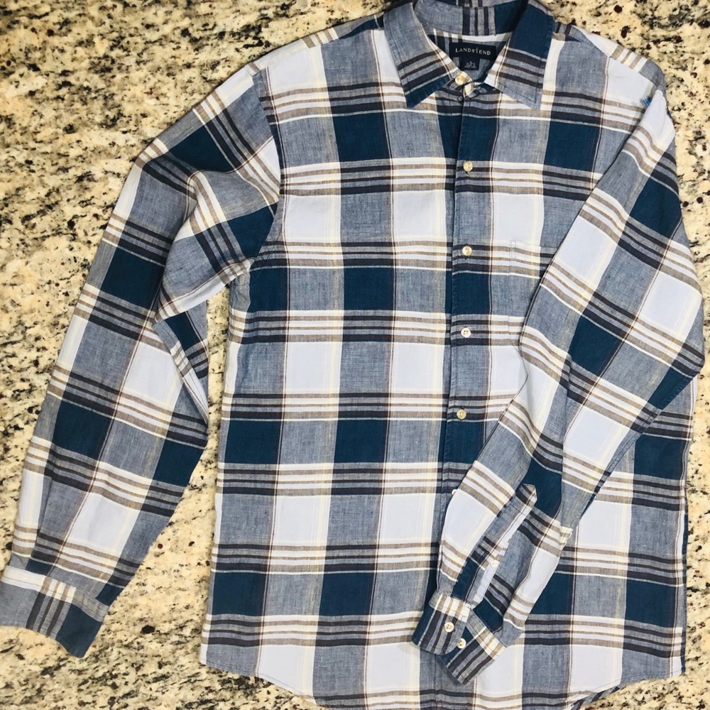 Lands End. Mens button down. Size Large.